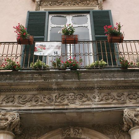 Palazzo Il Cavaliere B&B De Charme Модіка Екстер'єр фото
