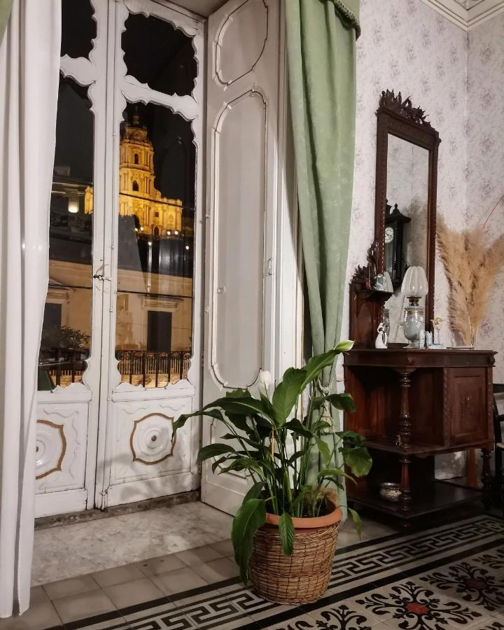 Palazzo Il Cavaliere B&B De Charme Модіка Екстер'єр фото