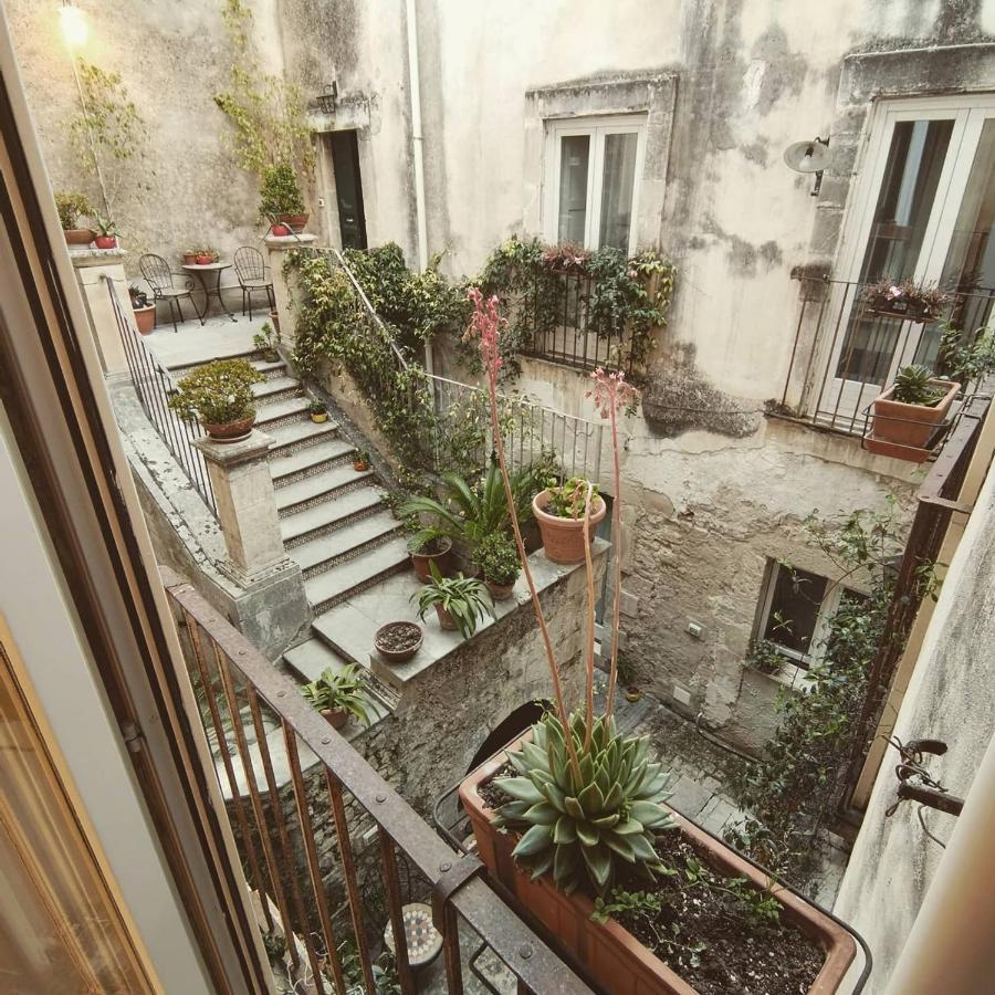 Palazzo Il Cavaliere B&B De Charme Модіка Екстер'єр фото