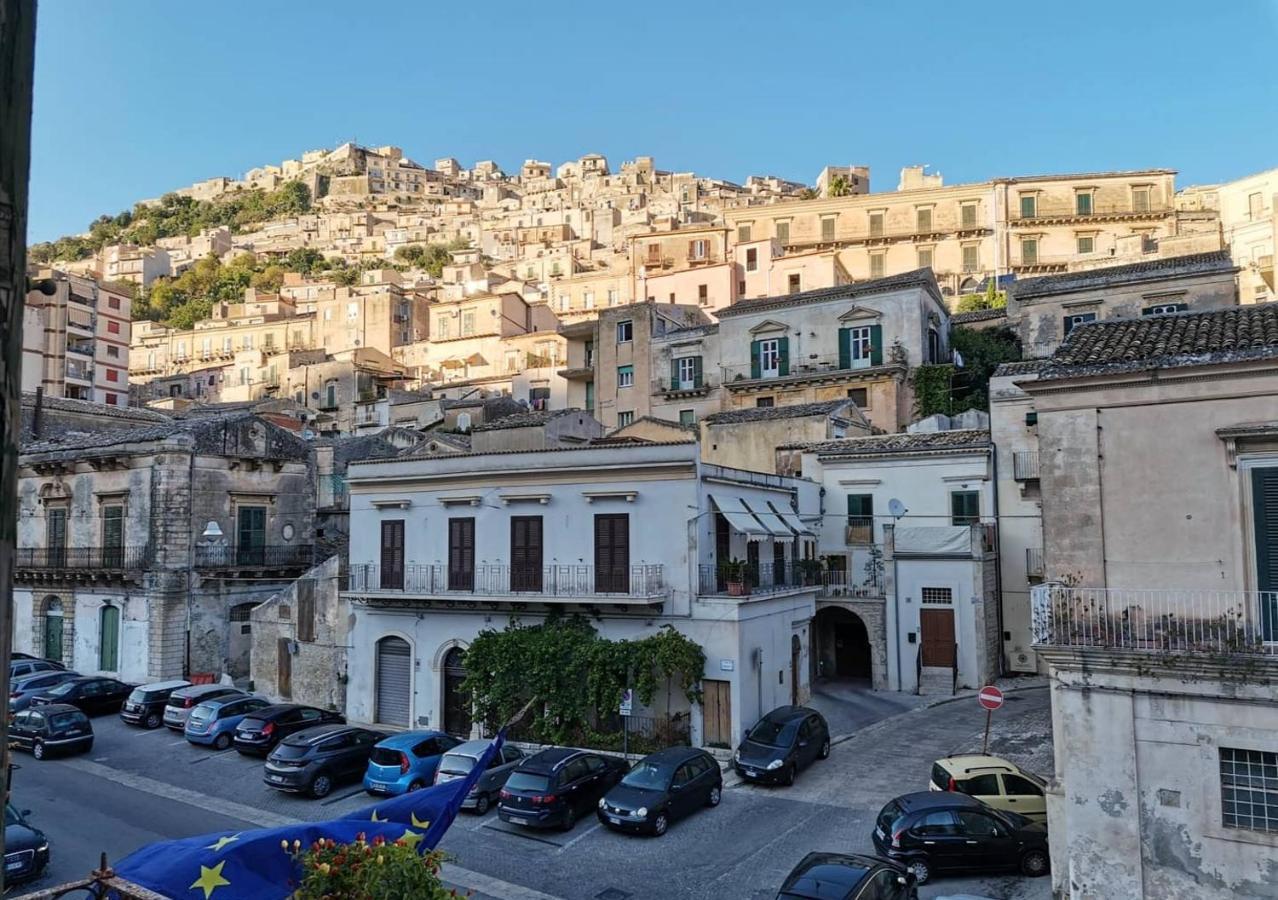 Palazzo Il Cavaliere B&B De Charme Модіка Екстер'єр фото