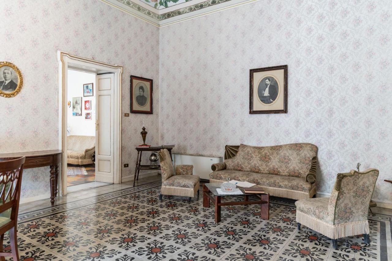 Palazzo Il Cavaliere B&B De Charme Модіка Екстер'єр фото