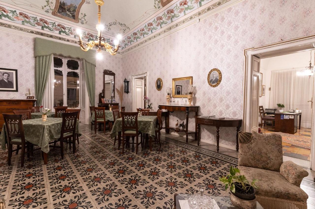 Palazzo Il Cavaliere B&B De Charme Модіка Екстер'єр фото