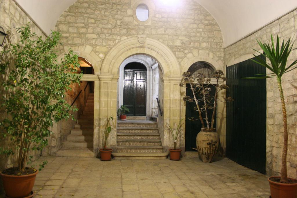 Palazzo Il Cavaliere B&B De Charme Модіка Екстер'єр фото