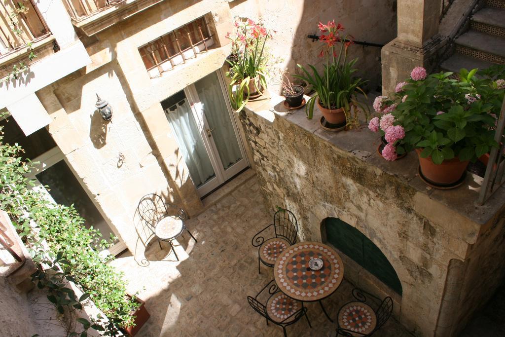 Palazzo Il Cavaliere B&B De Charme Модіка Екстер'єр фото
