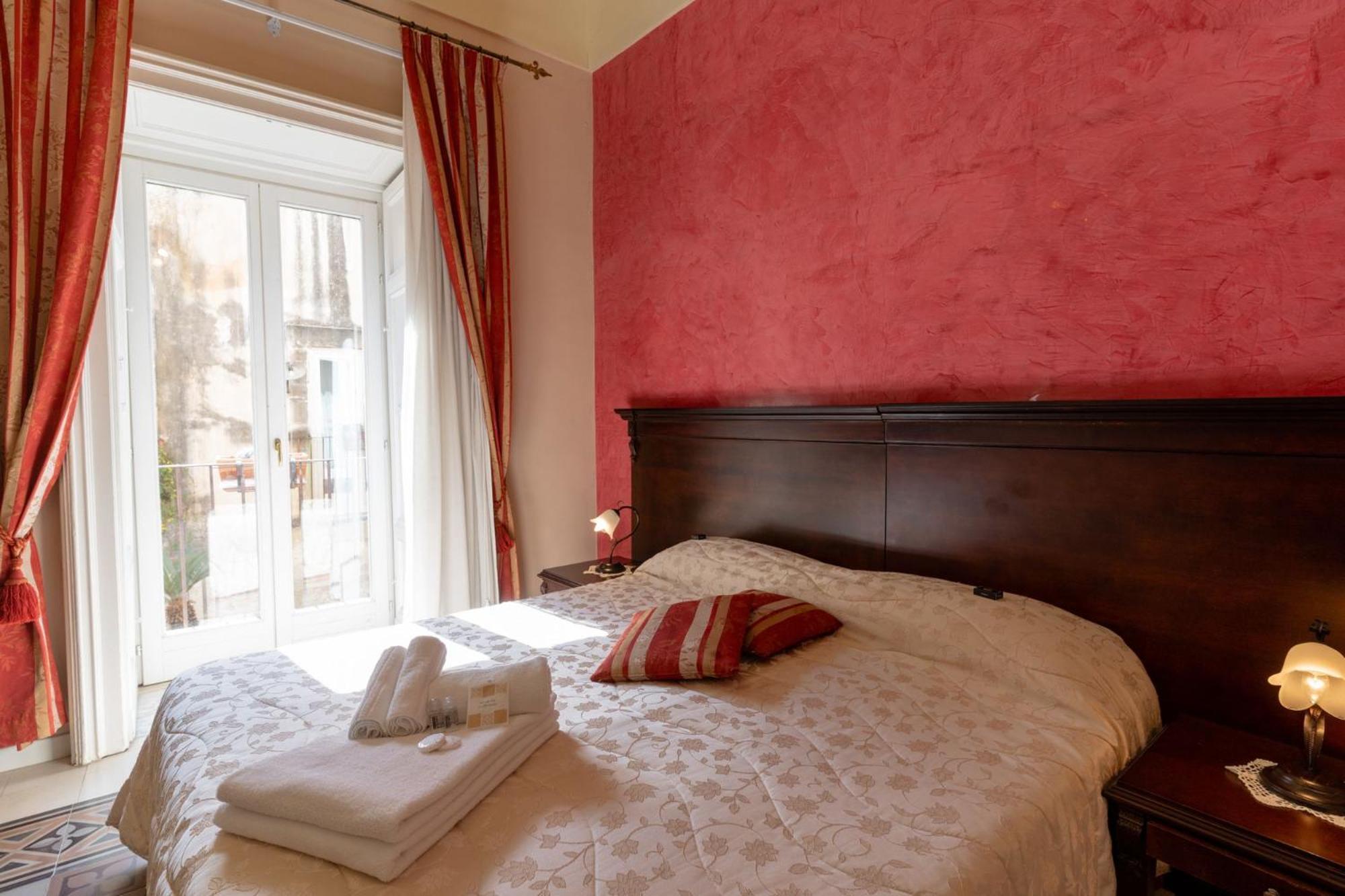 Palazzo Il Cavaliere B&B De Charme Модіка Номер фото