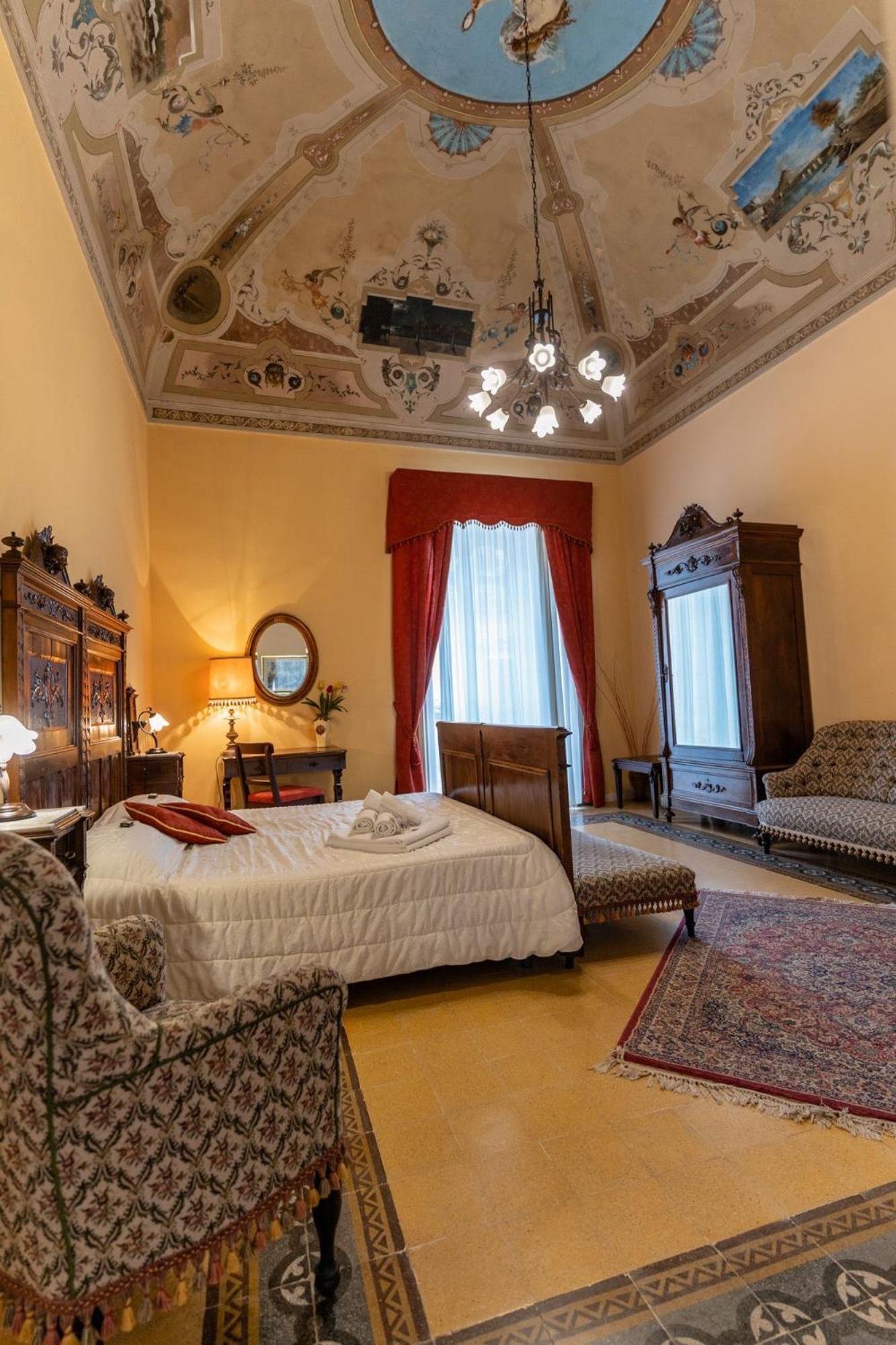 Palazzo Il Cavaliere B&B De Charme Модіка Номер фото